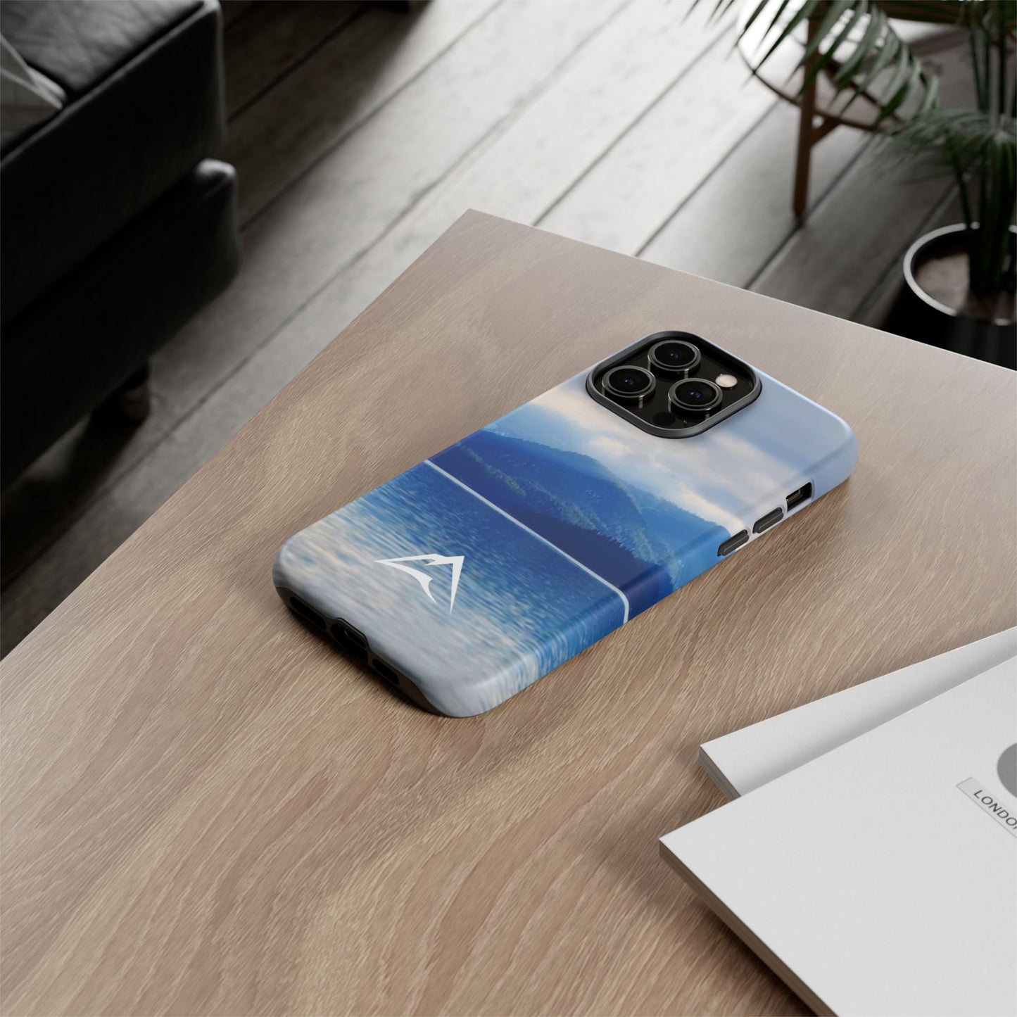 Tough Case | Photo: The Calm