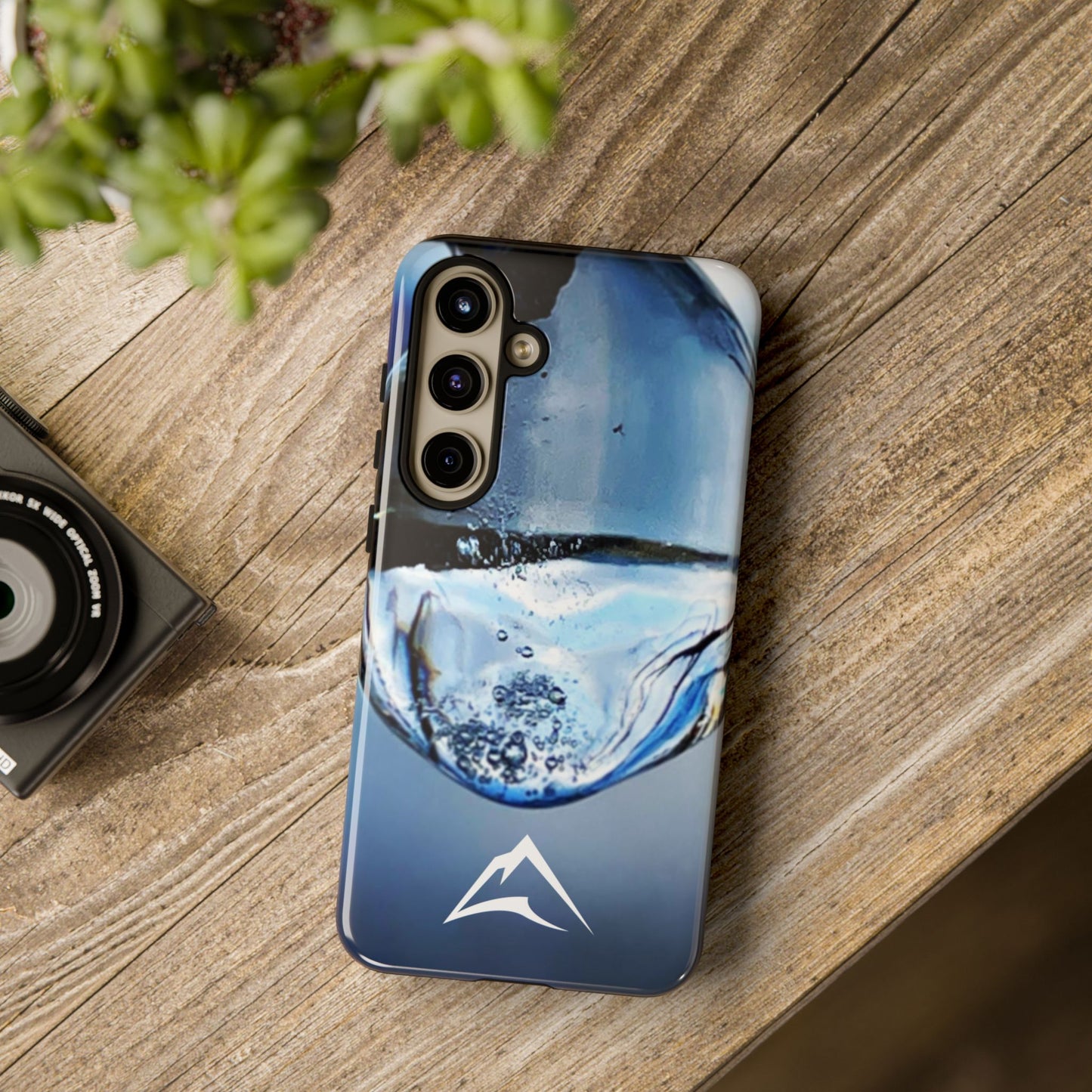 Tough Case | Photo: Time Frozen