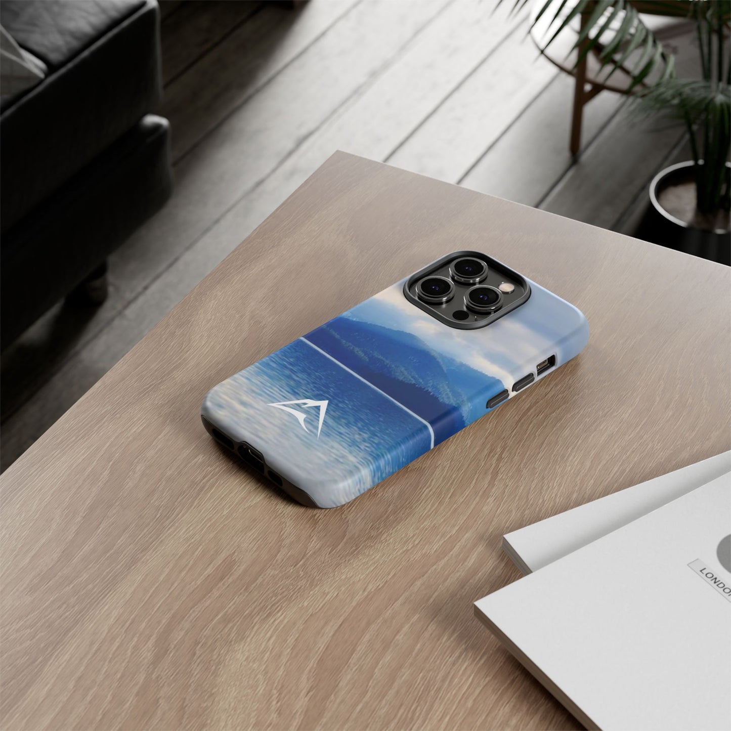 Tough Case | Photo: The Calm
