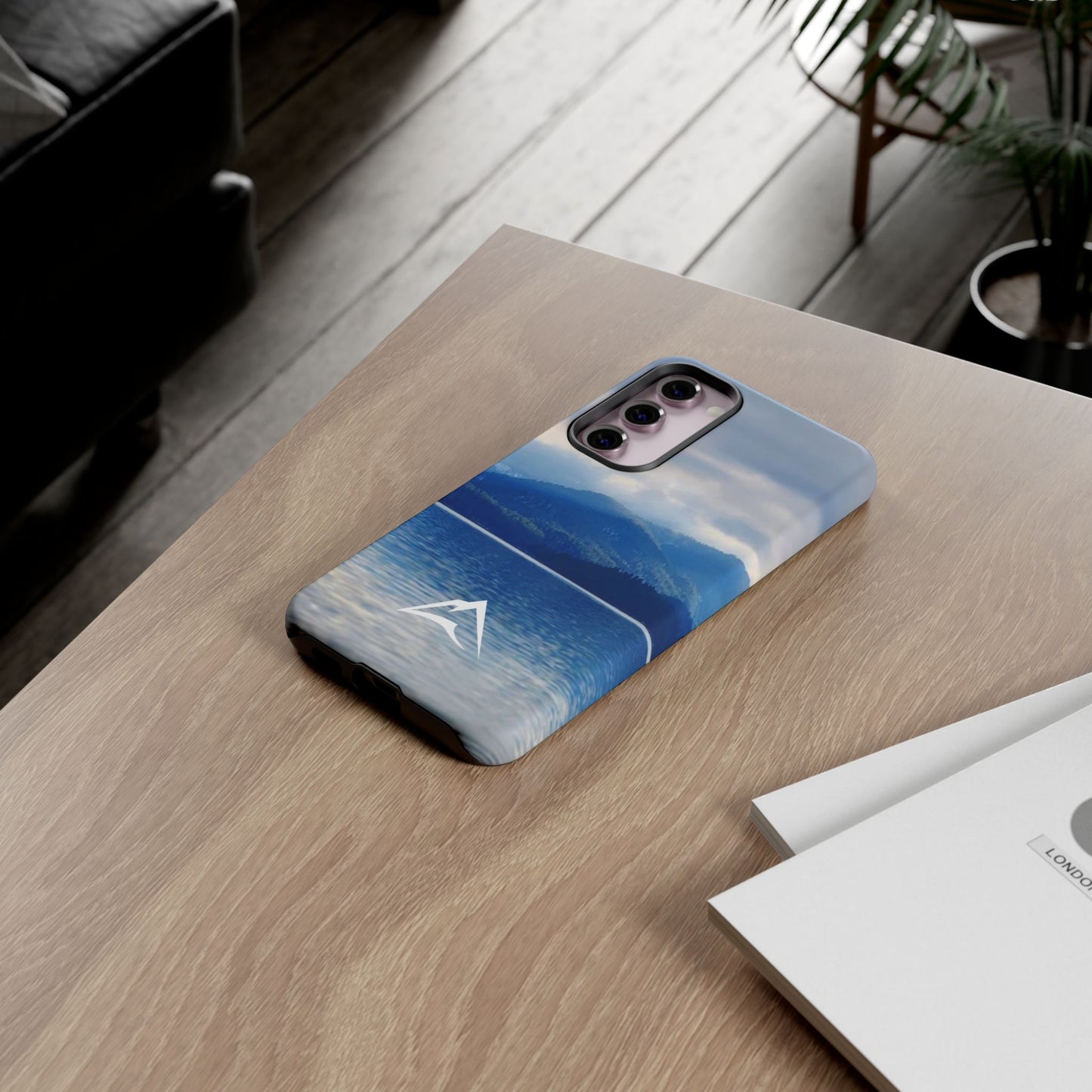 Tough Case | Photo: The Calm