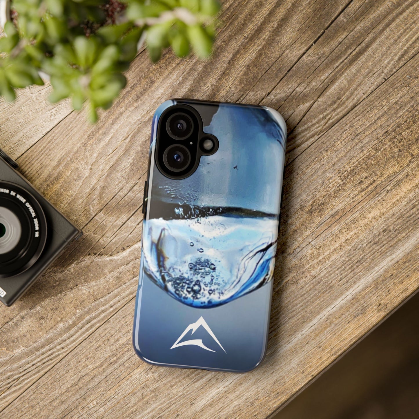 Tough Case | Photo: Time Frozen