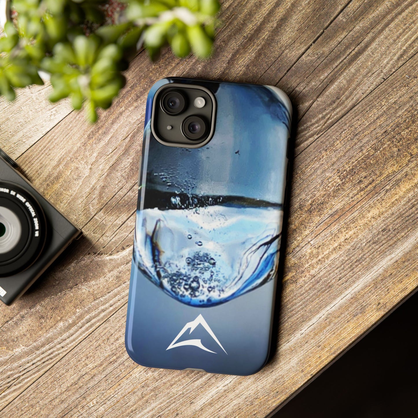 Tough Case | Photo: Time Frozen