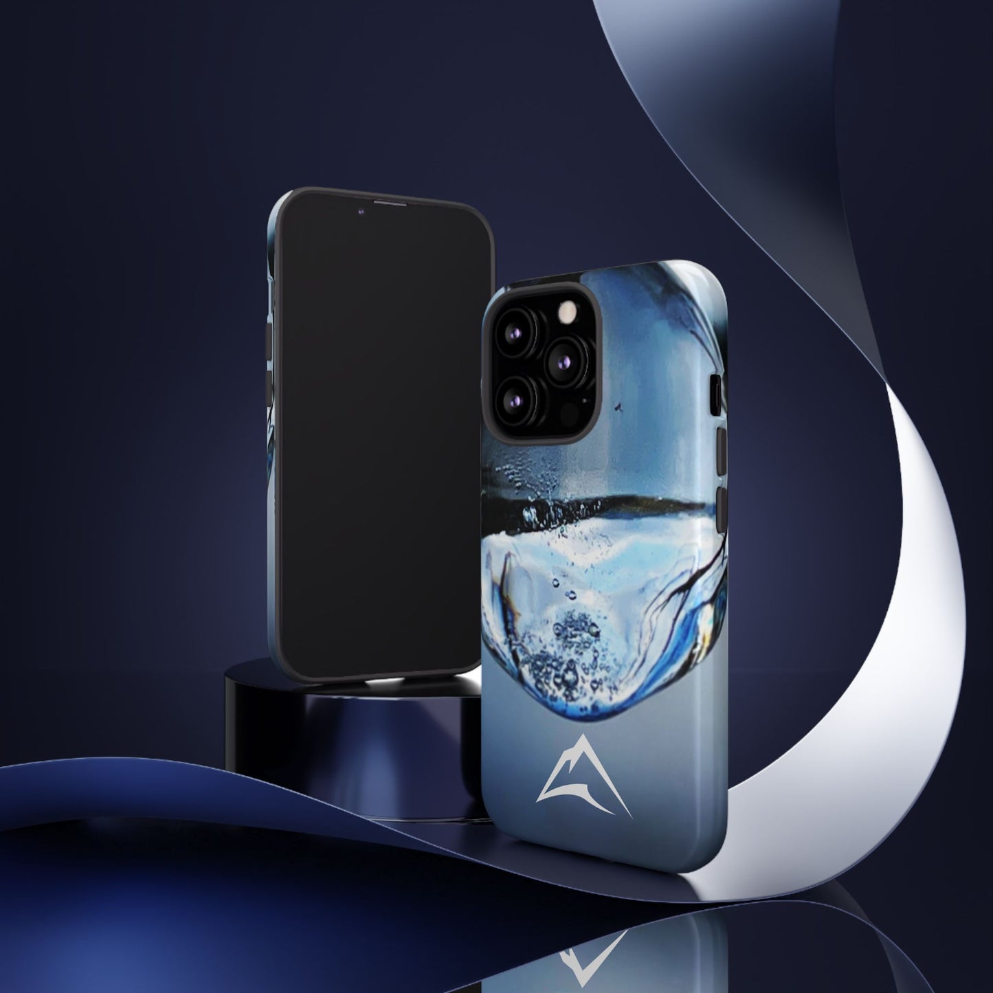 Tough Case | Photo: Time Frozen