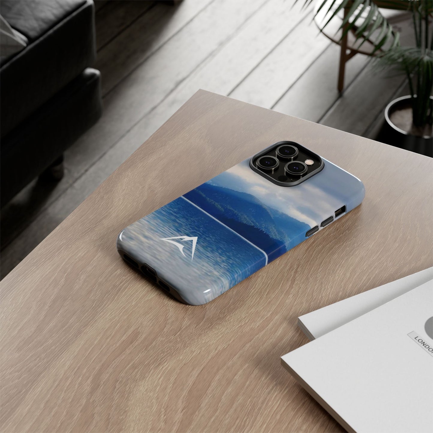Tough Case | Photo: The Calm