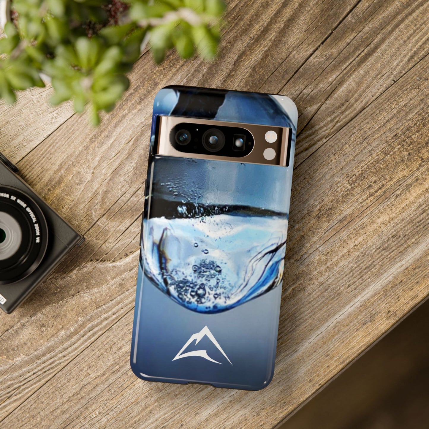 Tough Case | Photo: Time Frozen