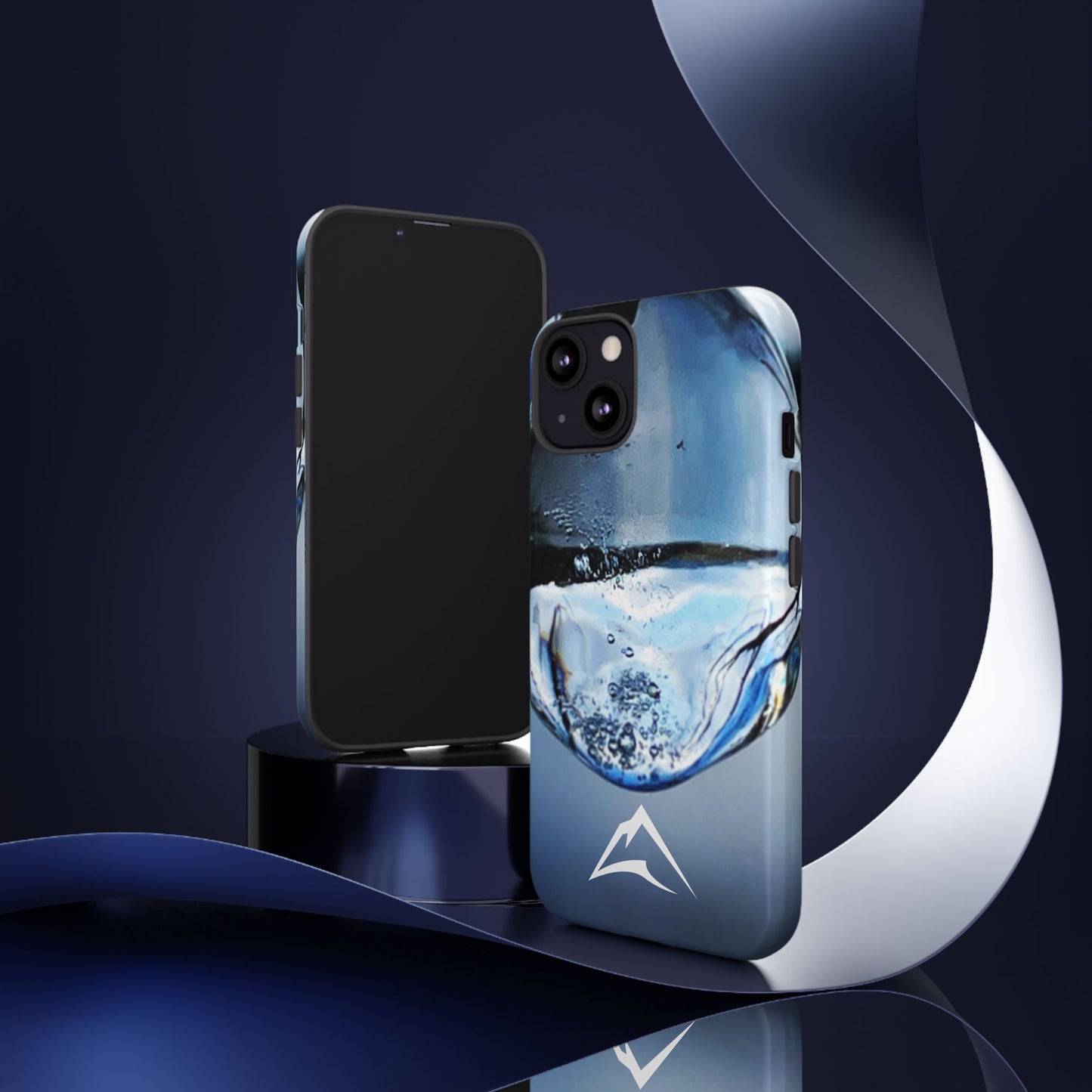 Tough Case | Photo: Time Frozen