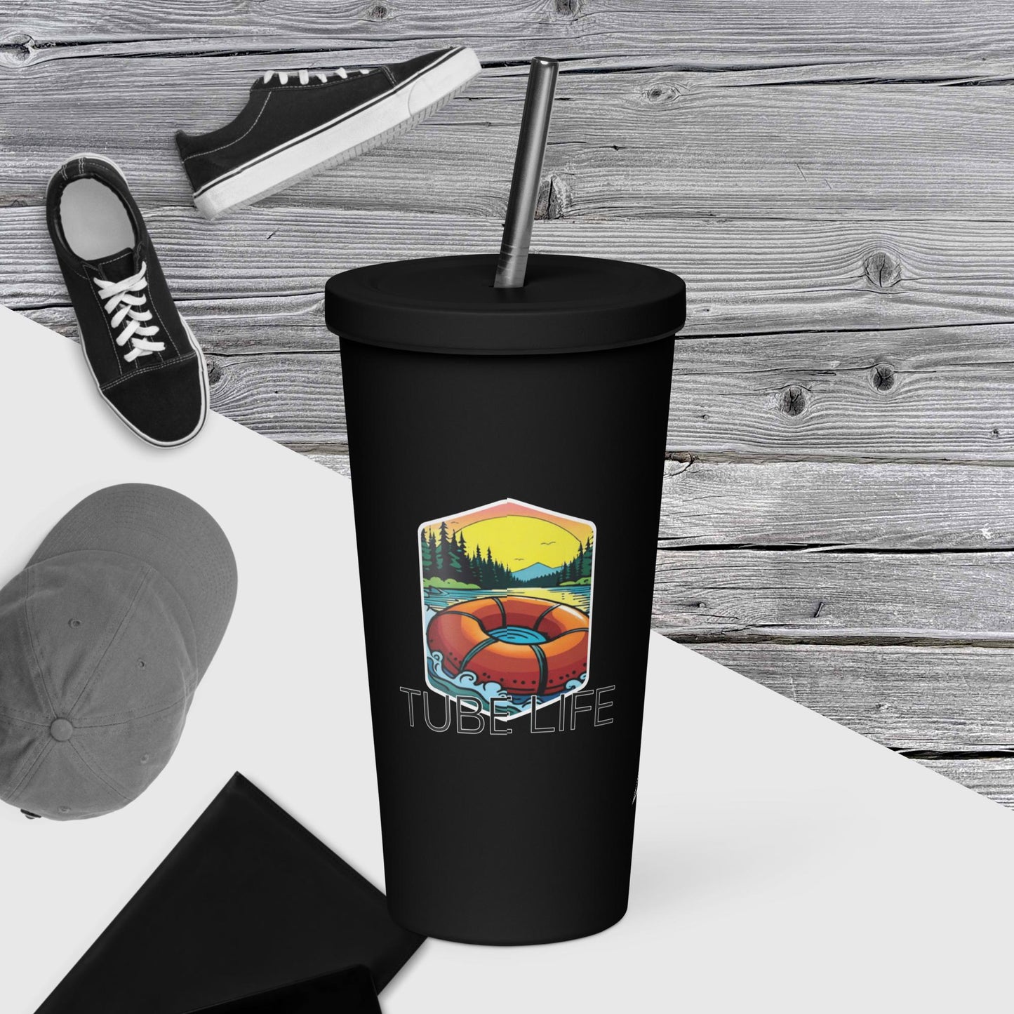 Tube Life | Insulated tumbler with a straw